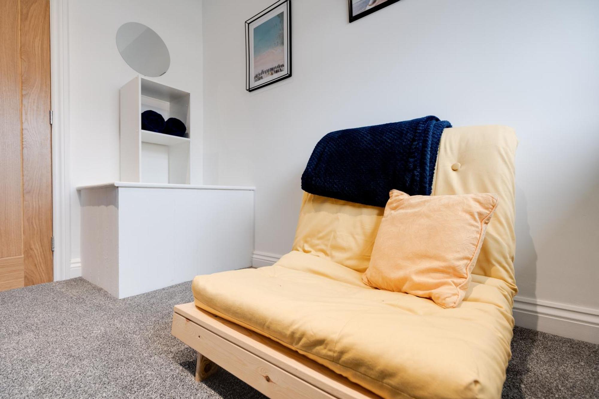 Shawe House - 10 Minute Mcr Airport - Free Parking Vila Wythenshawe Quarto foto
